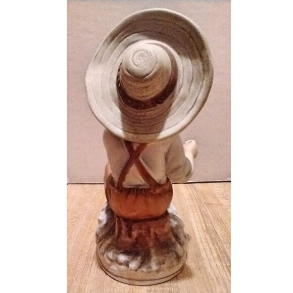 Vintage Country Boy Fishing Ceramic Figurine Statue Pole Missing - Picture 6 of 16